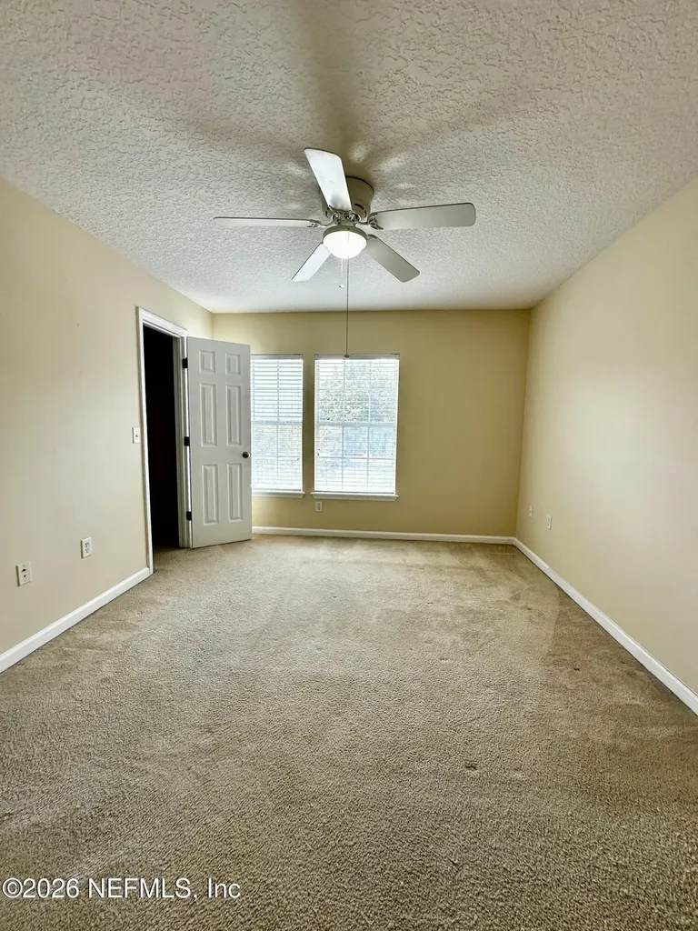 1496 Fieldview Drive Jacksonville FL 32225