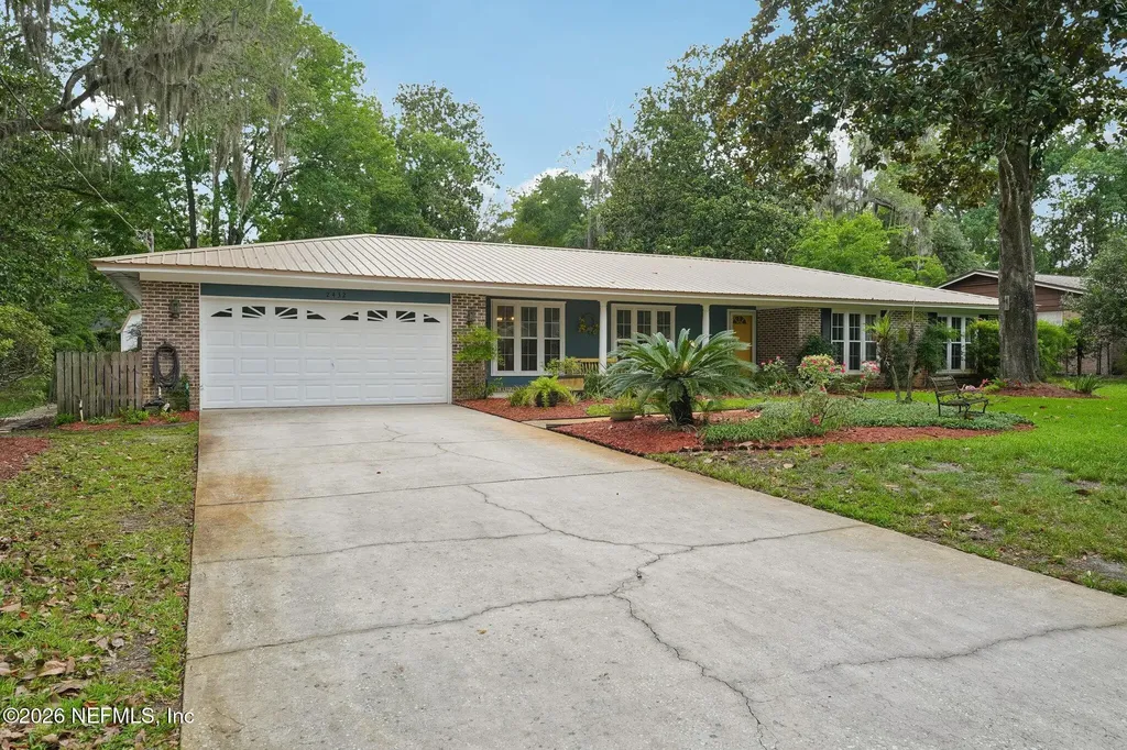 2432 Lakeview Drive Orange Park FL 32073
