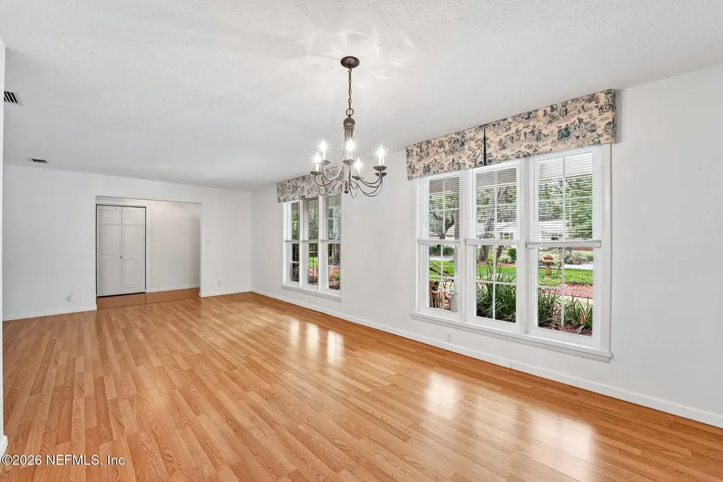 2432 Lakeview Drive Orange Park FL 32073
