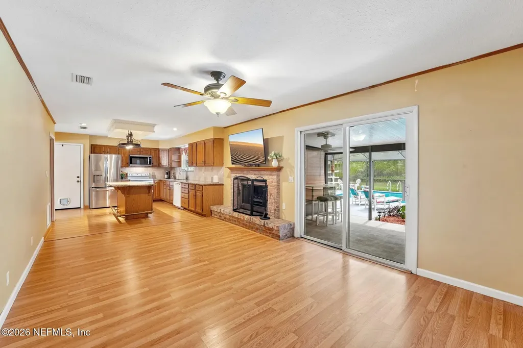 2432 Lakeview Drive Orange Park FL 32073