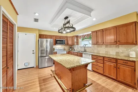 2432 Lakeview Drive Orange Park FL 32073