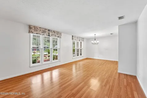 2432 Lakeview Drive Orange Park FL 32073