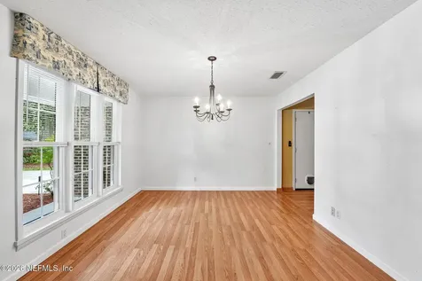 2432 Lakeview Drive Orange Park FL 32073