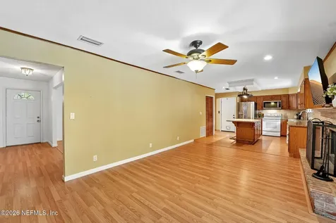 2432 Lakeview Drive Orange Park FL 32073