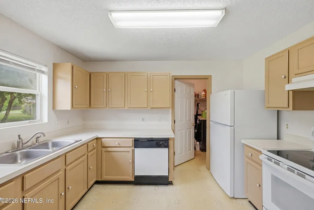 11532 Birch Forest Circle E Jacksonville FL 32218