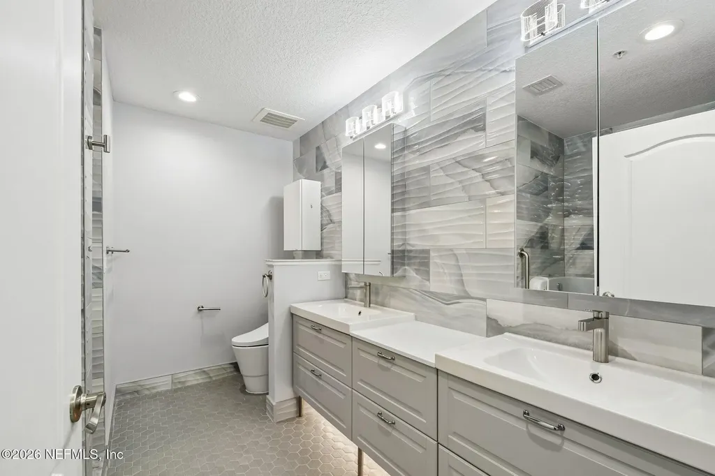 1236 1st Street N Jacksonville Beach FL 32250