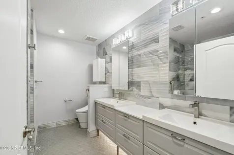1236 1st Street N Jacksonville Beach FL 32250