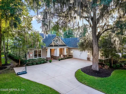133 Holly Berry Lane St. Johns FL 32259