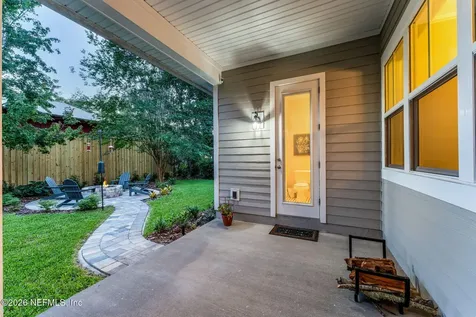 133 Holly Berry Lane St. Johns FL 32259