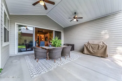 133 Holly Berry Lane St. Johns FL 32259