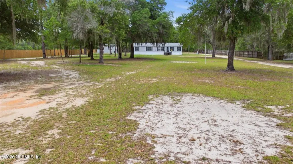 194 Keuka Road Interlachen FL 32148