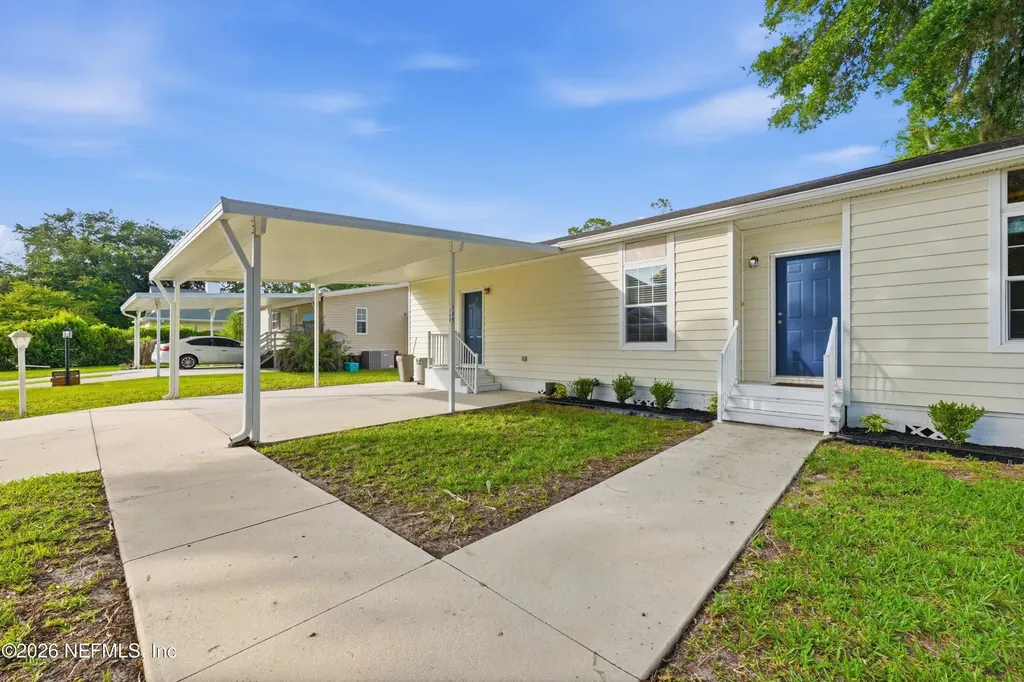 148 Lake Margo Drive Satsuma FL 32189