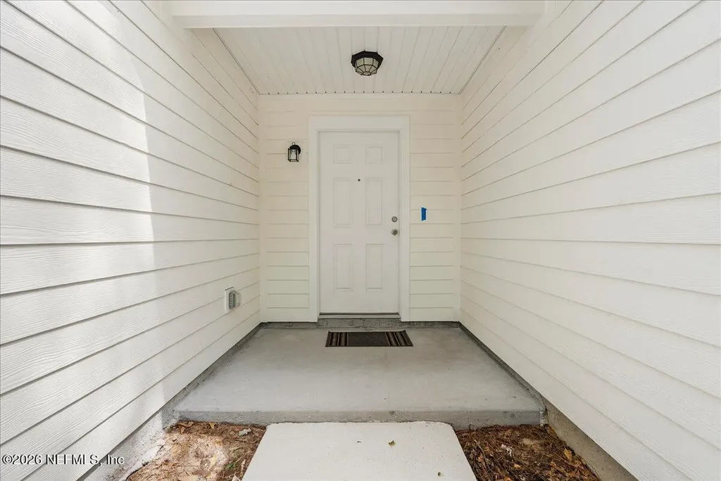 475 Cole Road W Jacksonville FL 32218