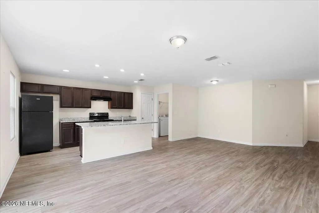 475 Cole Road W Jacksonville FL 32218