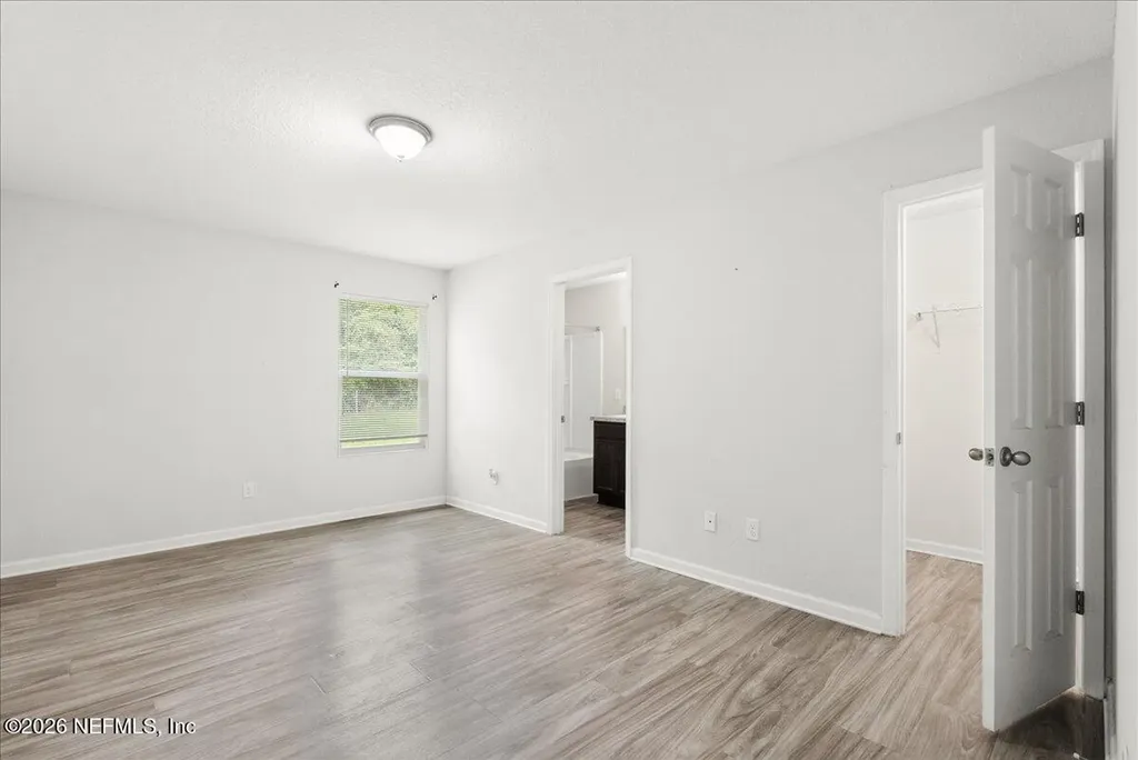 475 Cole Road W Jacksonville FL 32218