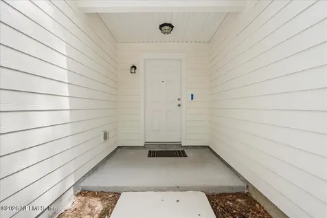 475 Cole Road W Jacksonville FL 32218