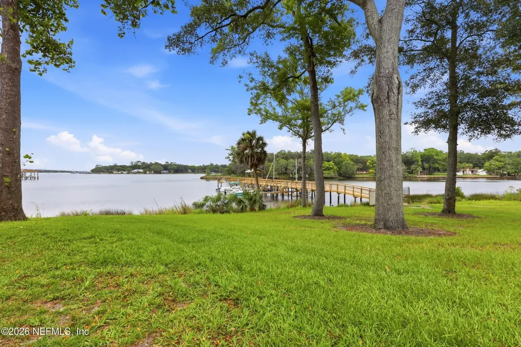5201 Atlantic Boulevard Jacksonville FL 32207