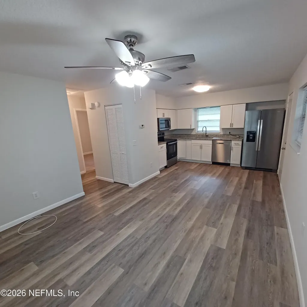 512 Us Highway 301 S Baldwin FL 32234