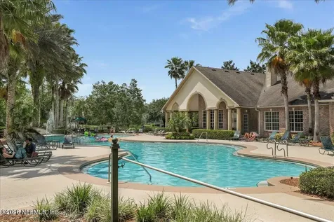 7800 Point Meadows Drive Jacksonville FL 32256