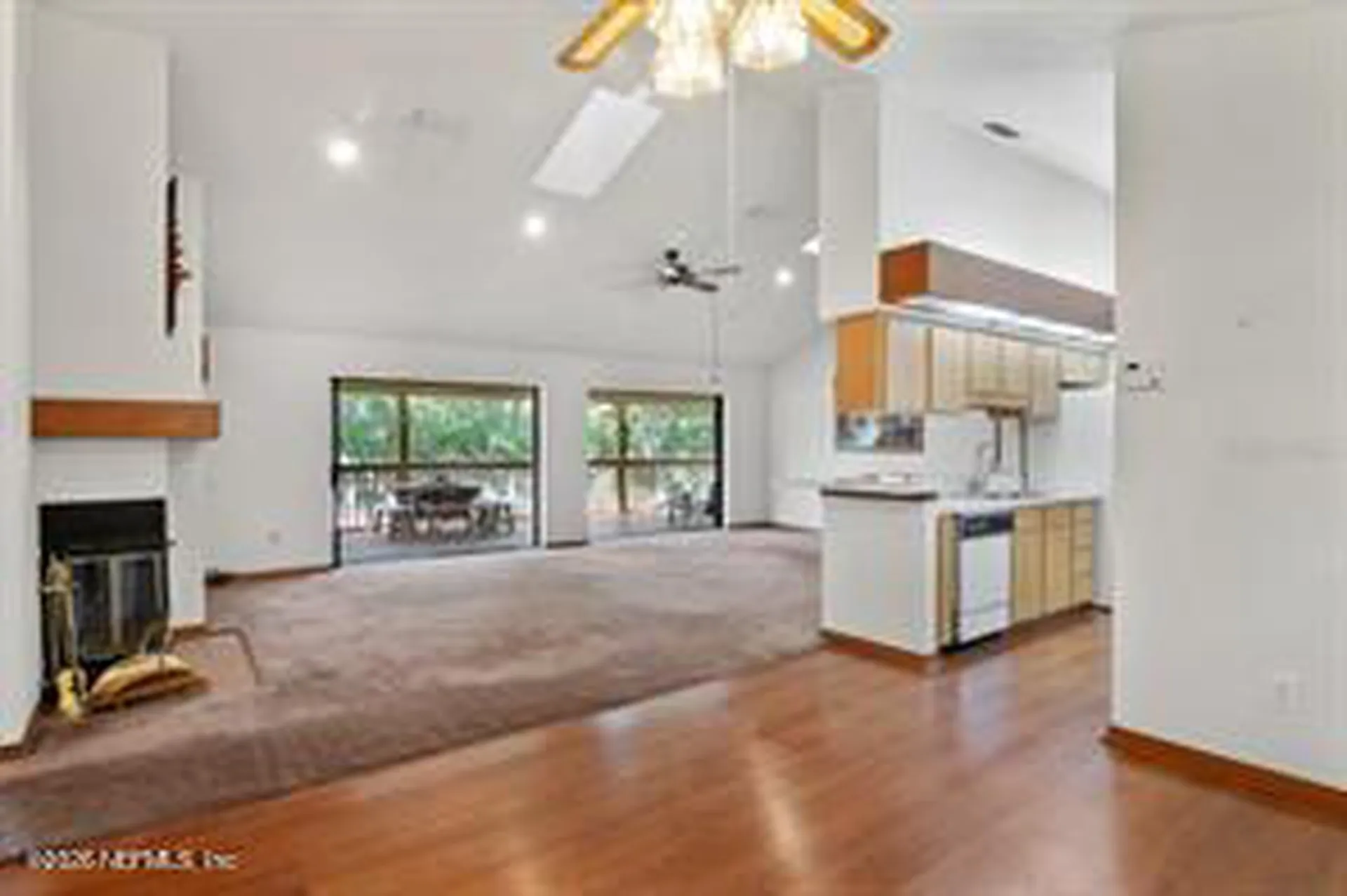 303 Riley Lake Drive Hawthorne FL 32640