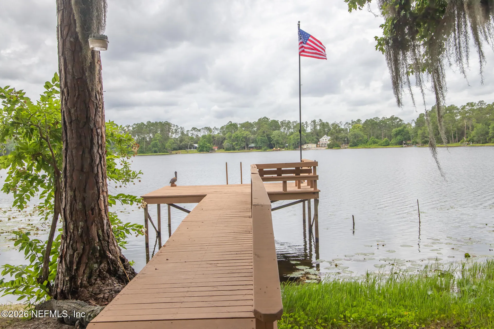 303 Riley Lake Drive Hawthorne FL 32640