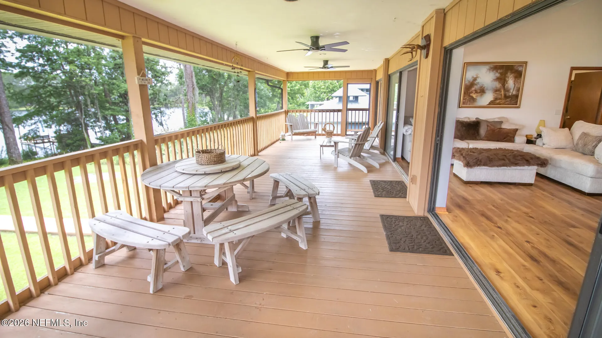 303 Riley Lake Drive Hawthorne FL 32640