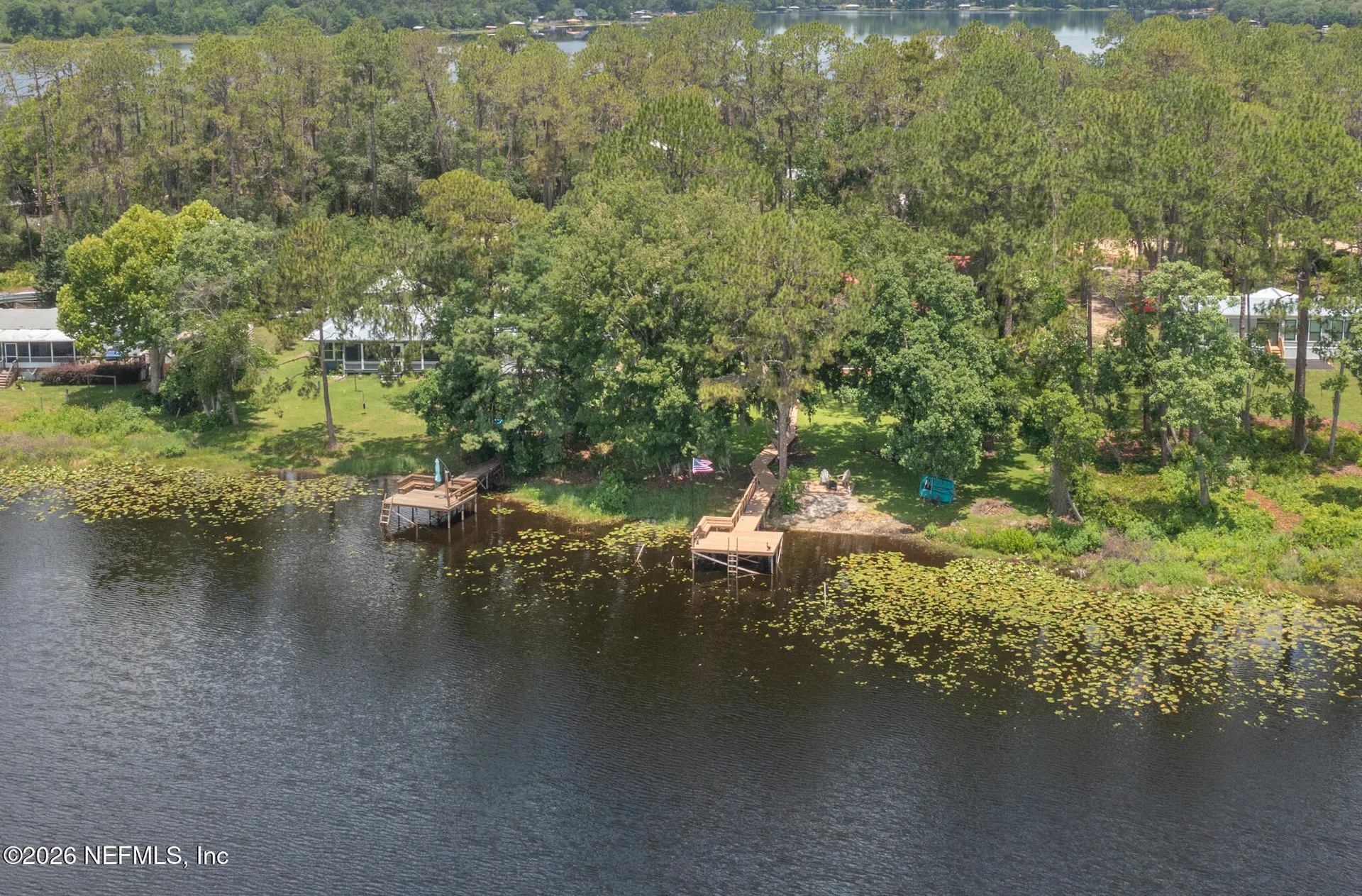 303 Riley Lake Drive Hawthorne FL 32640
