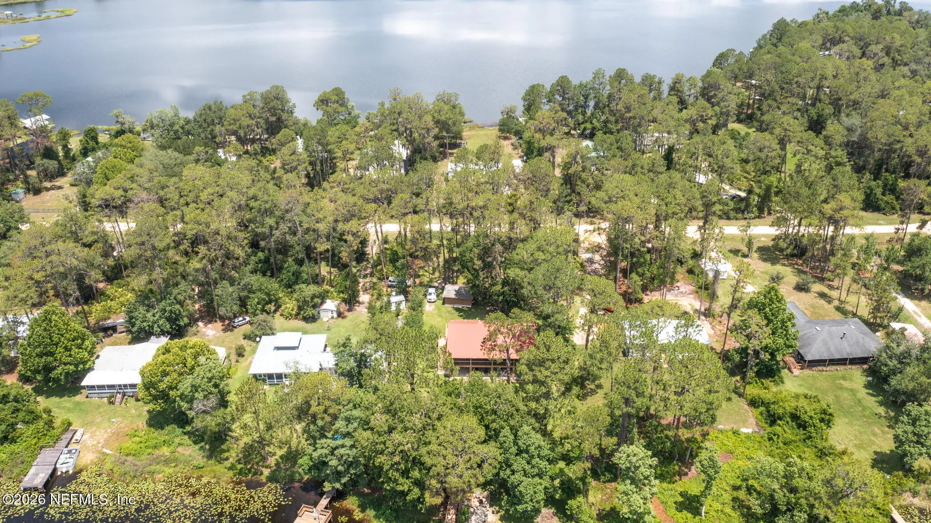 303 Riley Lake Drive Hawthorne FL 32640