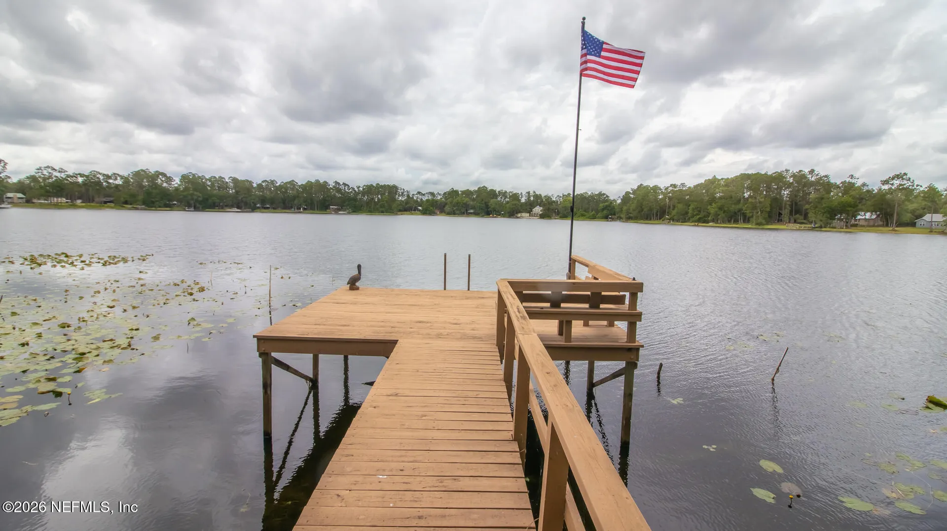 303 Riley Lake Drive Hawthorne FL 32640