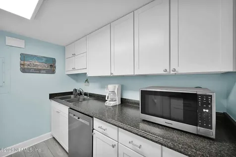 631 Tarpon Avenue Fernandina Beach FL 32034