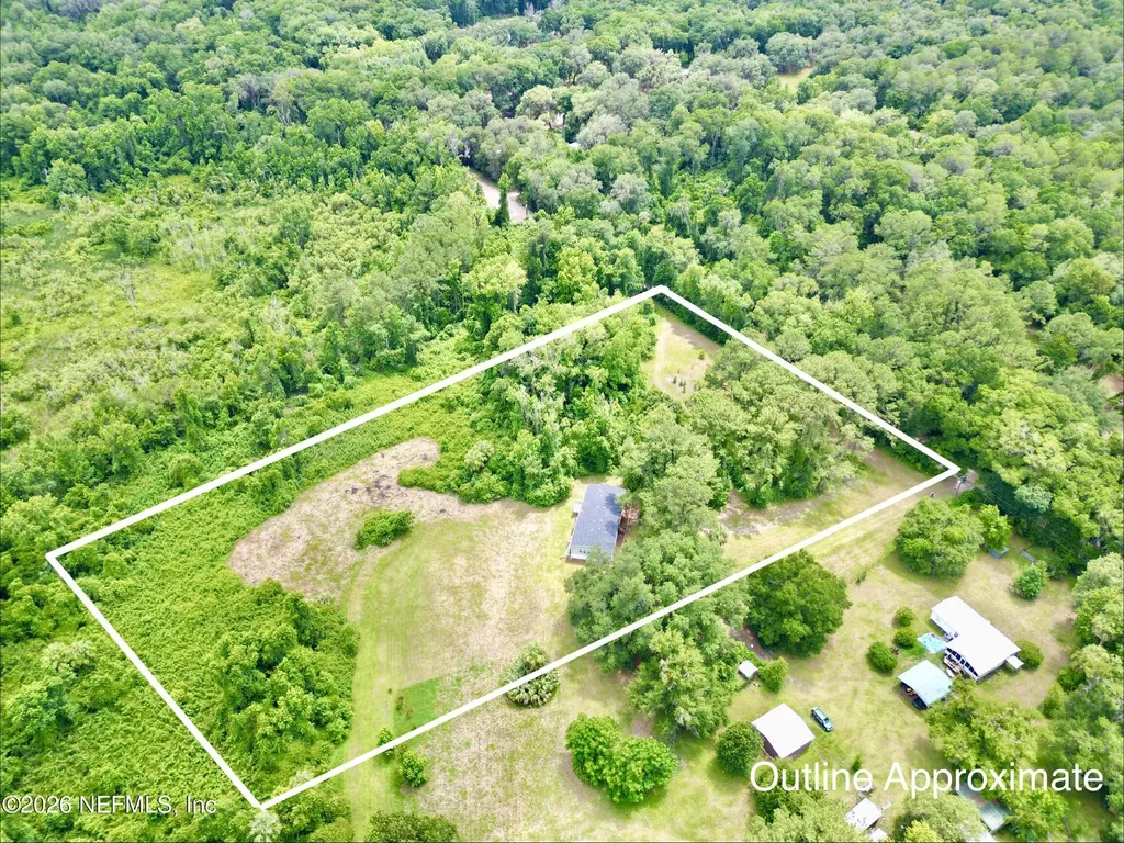 122 Tanner Road Florahome FL 32140