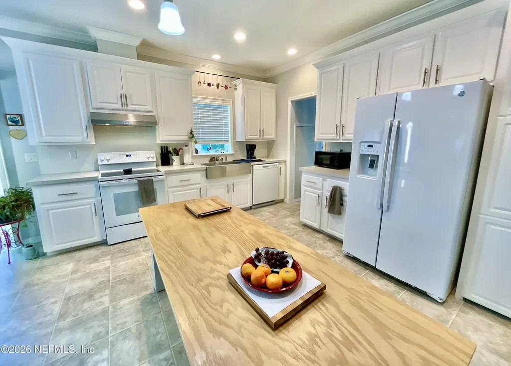 122 Tanner Road Florahome FL 32140