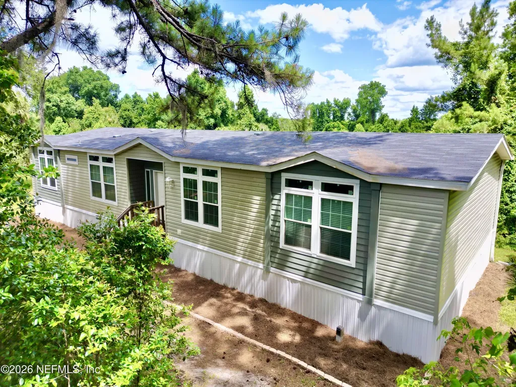 122 Tanner Road Florahome FL 32140