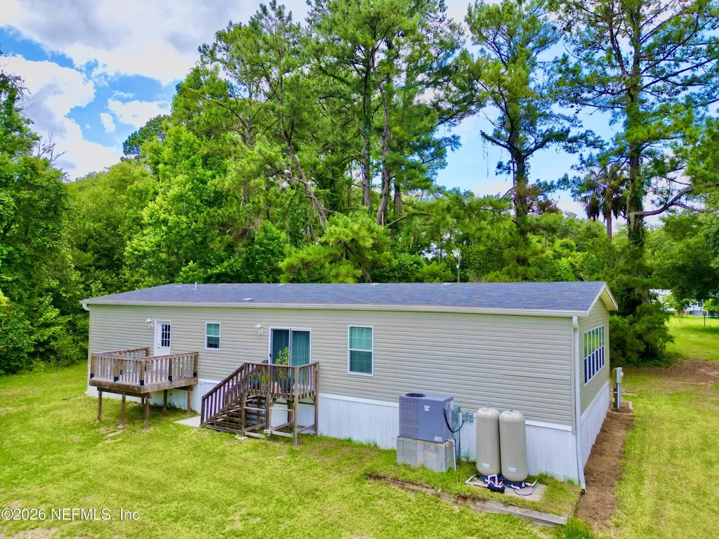 122 Tanner Road Florahome FL 32140