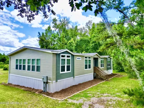 122 Tanner Road Florahome FL 32140