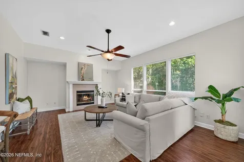 1819 Sentry Oak Court Fleming Island FL 32003