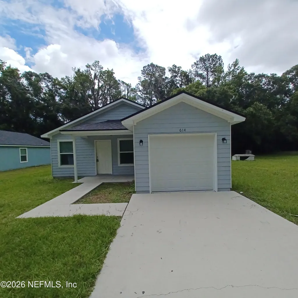 614 Hannah Street Hastings FL 32145