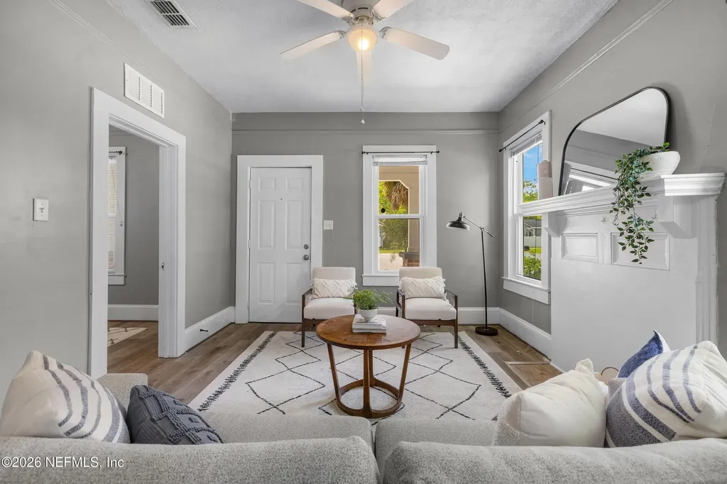 698 Bridal Avenue Jacksonville FL 32205
