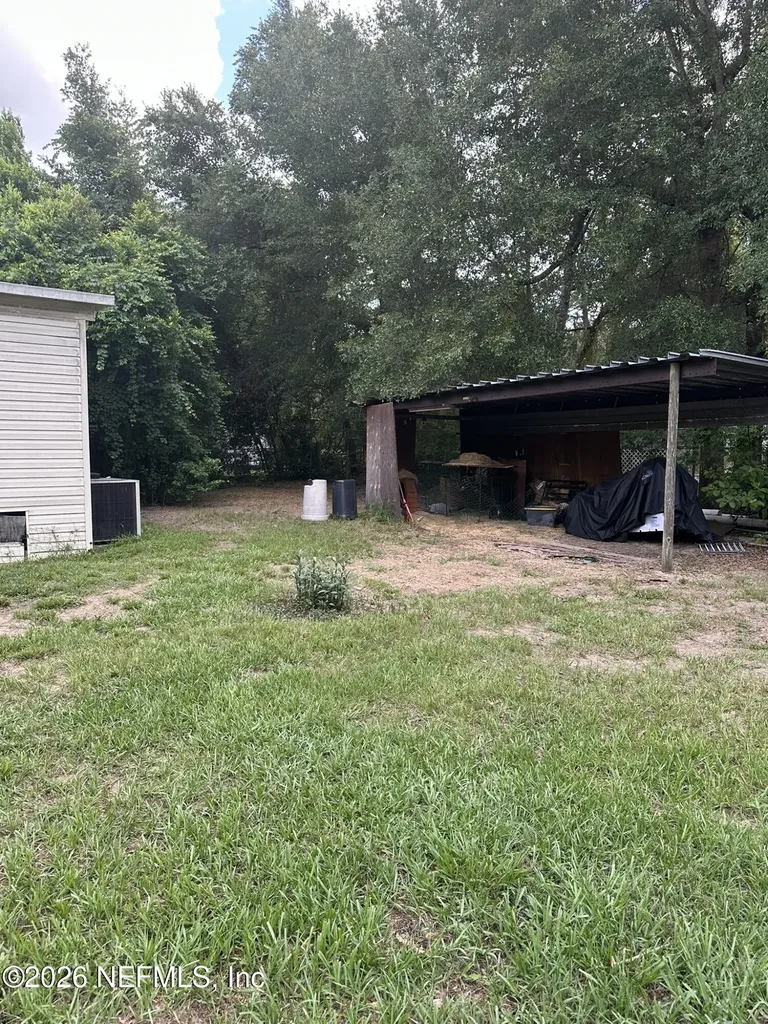 608 Kitty Avenue Interlachen FL 32148
