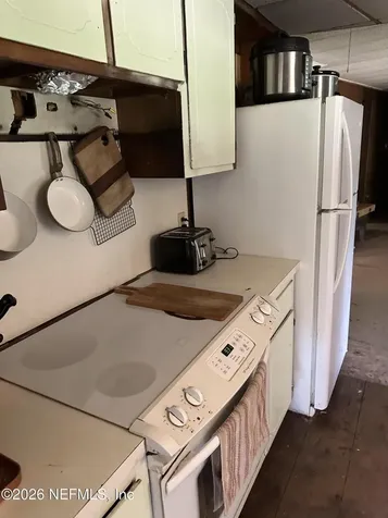 608 Kitty Avenue Interlachen FL 32148