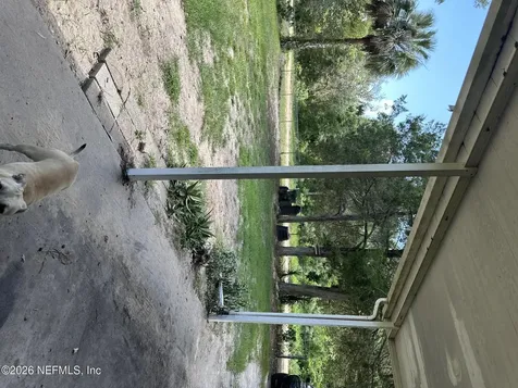 608 Kitty Avenue Interlachen FL 32148