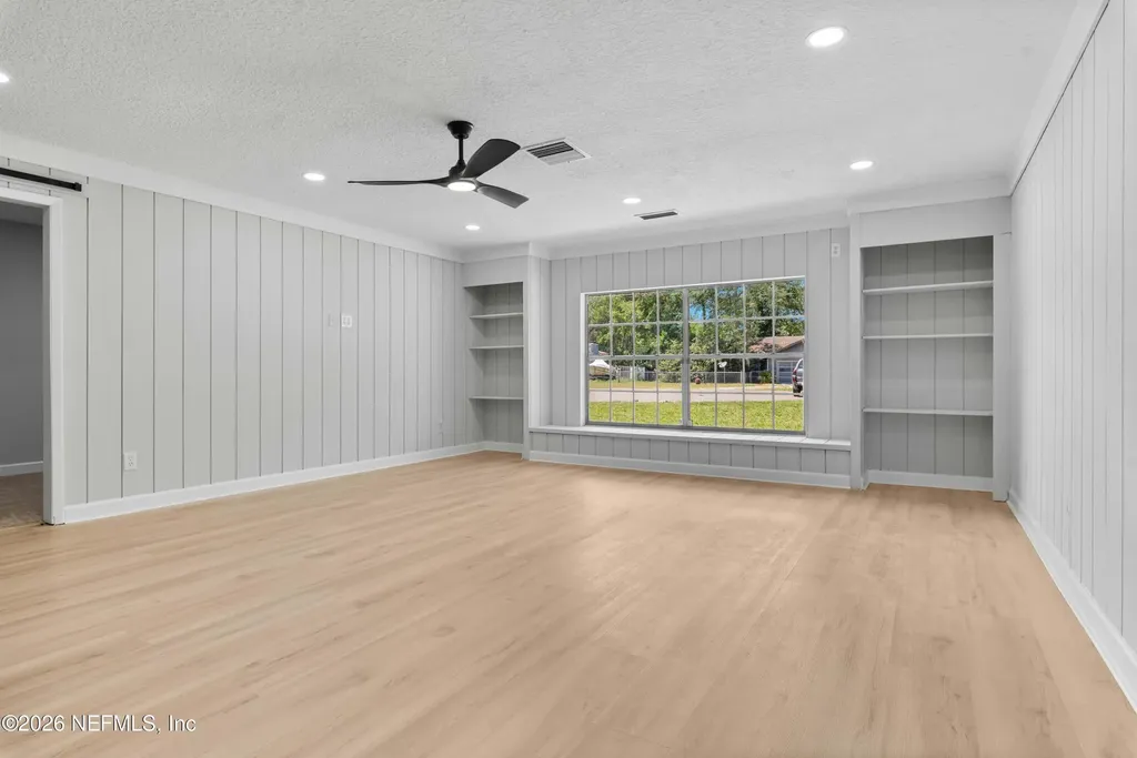 7134 Electra Drive S Jacksonville FL 32210