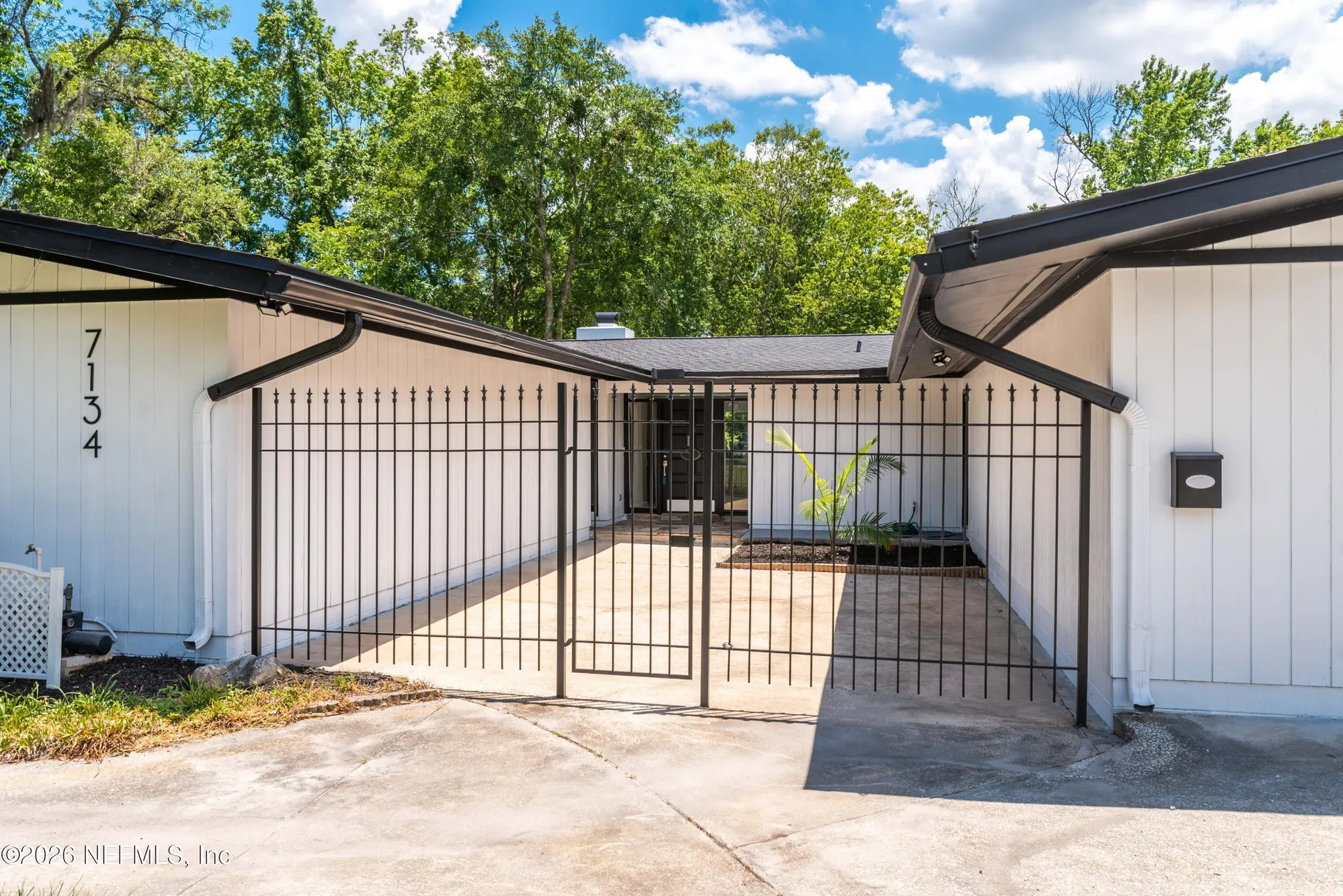 7134 Electra Drive S Jacksonville FL 32210