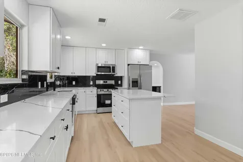 7134 Electra Drive S Jacksonville FL 32210