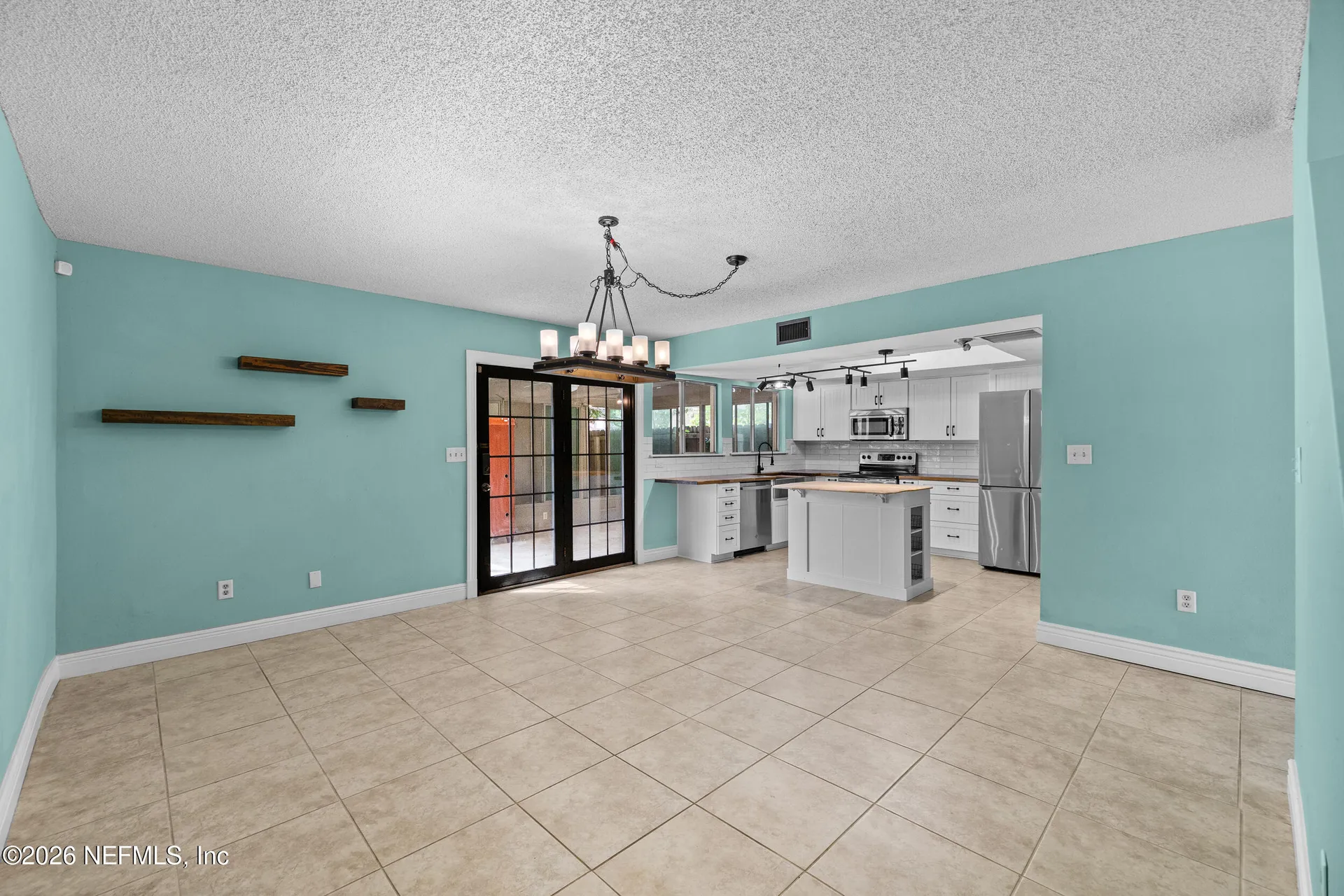 8203 Sutton Place N Jacksonville FL 32217