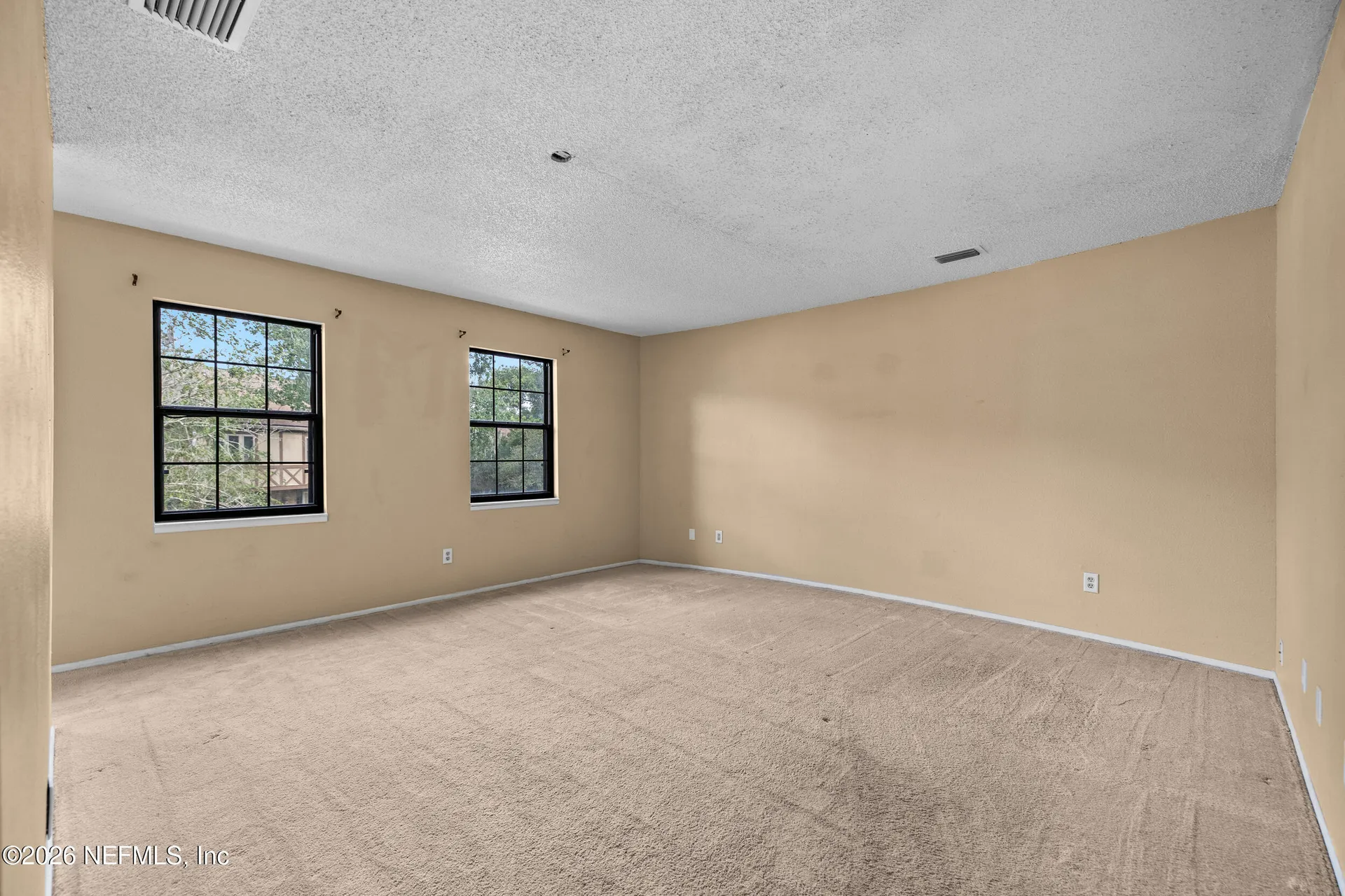 8203 Sutton Place N Jacksonville FL 32217