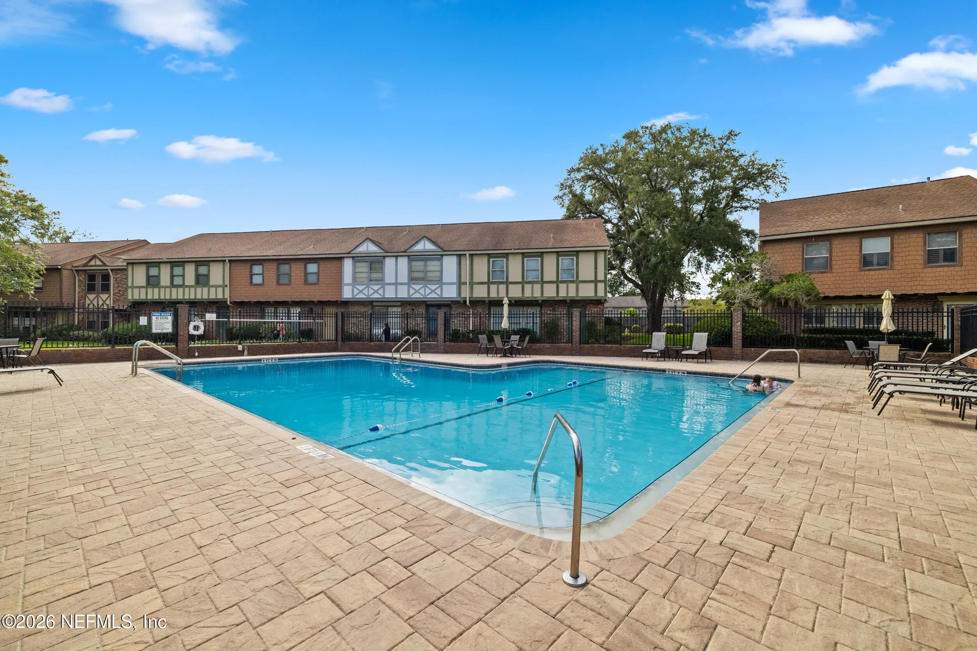 8203 Sutton Place N Jacksonville FL 32217