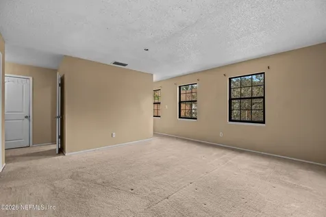 8203 Sutton Place N Jacksonville FL 32217