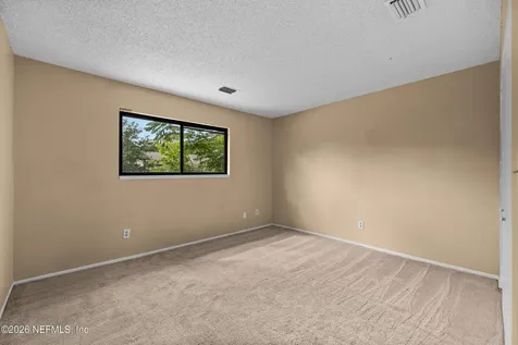 8203 Sutton Place N Jacksonville FL 32217