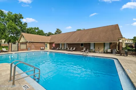 8203 Sutton Place N Jacksonville FL 32217